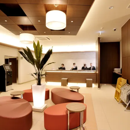Hotel Nets Sapporo Отели рядом с достопримечательностью «Железнодорожная станция Наэбо»