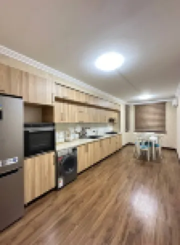 Metro Minor 70 Apartment