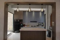 Odetta Villa Puncak - Private Pool Cisarua住宿飯店