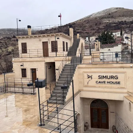 Simurg Cave House