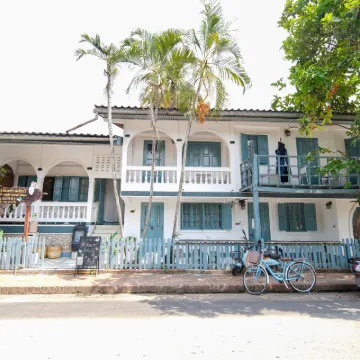 Chair Riverside Villa 清晨佈施附近的飯店