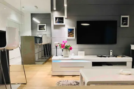 SLAVNA, Luxe & Wine by the Fortress Отели рядом с достопримечательностью «Белградский экспоцентр»