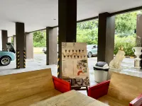 Sherlyn Hotel & Cafe