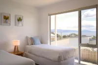 Bicheno Ocean Views Apt 1