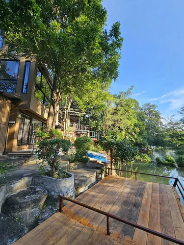 รูปภาพของระเบียงน้ำตก