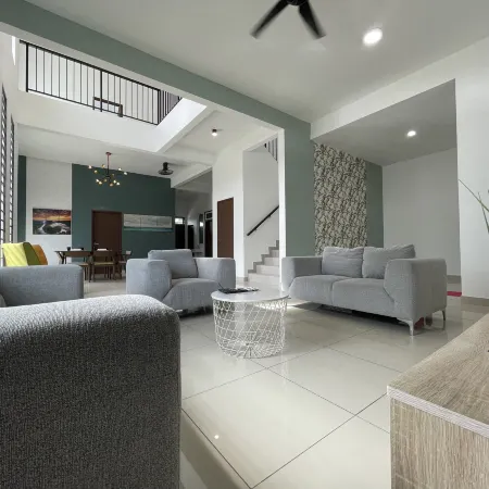 Desaru Arcadia Villa with Pool Table, Outdoor BBQ, Indoor Steamboat by Beestay