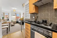 Free Parking | Families |Open plan | Contractors |