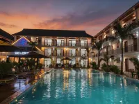 NAMKHAN SCENIC HOTEL バンパノム周辺のホテル