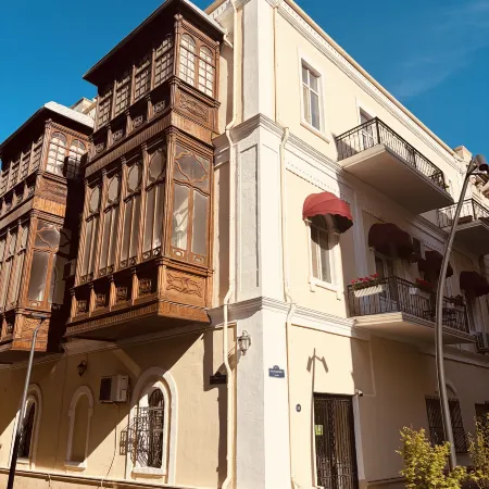 Alina Home Baku hostel Отели рядом с достопримечательностью «Площадь Свободы»