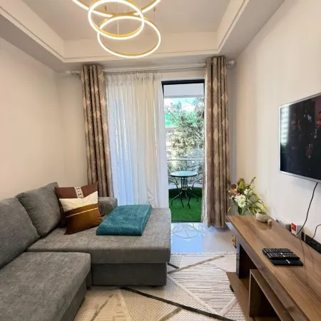 Cozy Kilimani 1 BR | Heated Pool | GYM |Fast Wi-Fi
