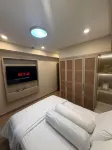 3BR Best View in BSD: Mountain, Sunset & City View - Balcony