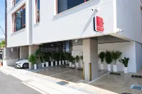 REDSTAY - Parkplatz