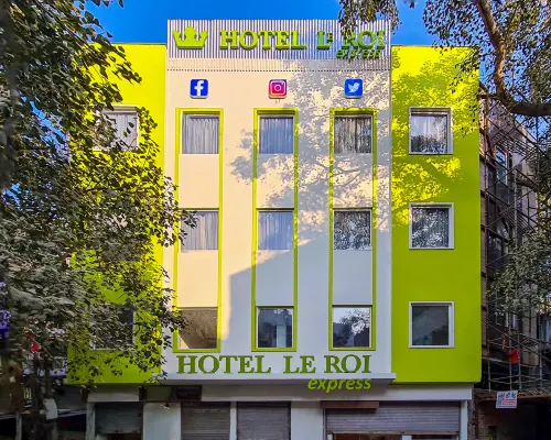Hotel Le Roi Express @ Karol Bagh Hotels near Hanuman Temple / Statue