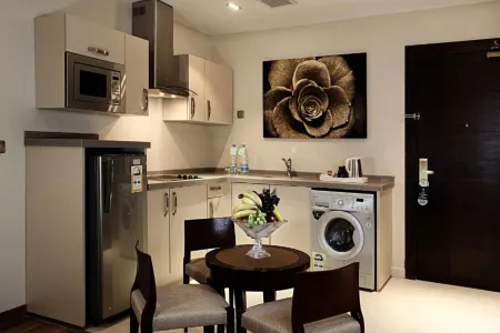 Aswar Hotel Suites -  Al Rashed Отели в г. Эль-Хубар