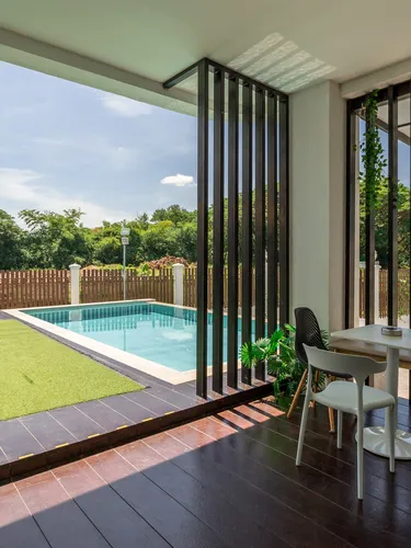รูปภาพของ9 BR Pool Villa near Shopping Mall.