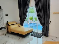 6 BR Villa w Private Swimming Pool Near Klang City Hotels in Klang