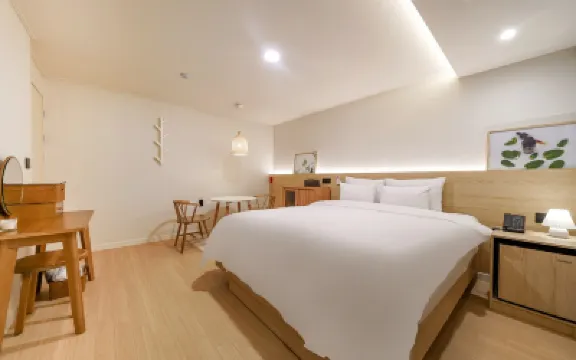 Jeongseong Hotel Hotel berhampiran Jalan Bertema Emas