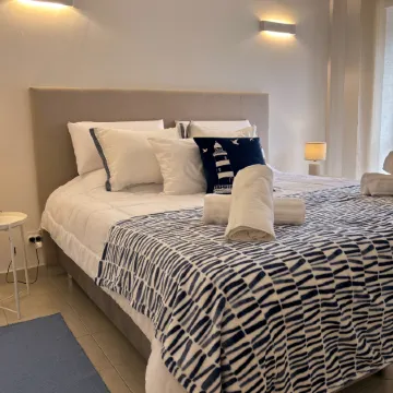 BnB Homes vibrant Ocean View terraced apartment