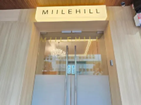 Miilehill Hotel By Maco at JB Town Center Hotéis em 