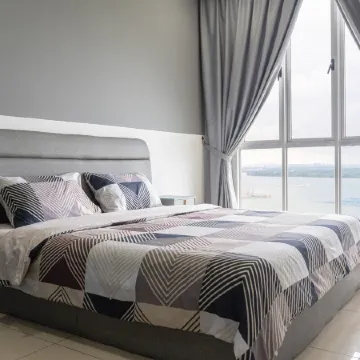 Perfect Seaview Sunset- 3BR @ Meridin Bayvue Отели в г. Масаи