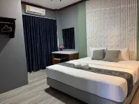 Paksina Hotel - شرفة