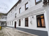 Studio Balcescu 49 - Central Brasov Hôtels à : 