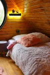 Katskhi Cottage 5 Min to Katskhi Pillar & Rock Climbing, Private Patio with Pizza Oven - Homestays