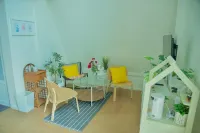 The White Haus @bangsrimueang ( Ivory house ) - Homestays