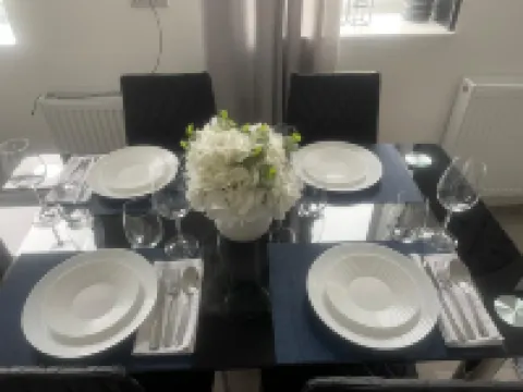 Stylish Apartment in Watford