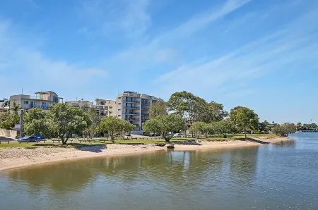 Sailfish Cove Apartments