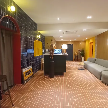 florehotel Отели рядом с достопримечательностью «Парк Токчин»