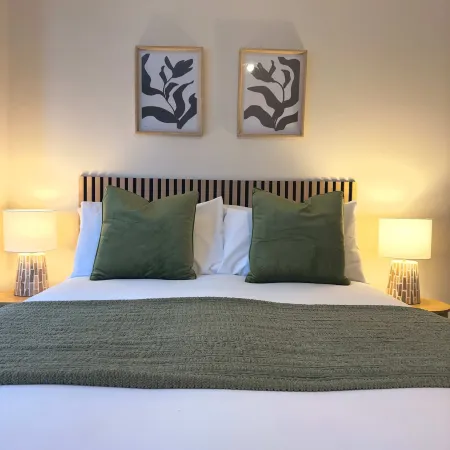 Spacious Family Retreat with Double & Single Bed