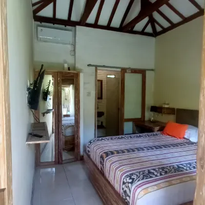 Oma joglo Jimbaran โรงแรมใกล้หาด Balangan Beach
