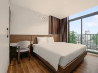 Van Mieu 25 Apartment Hotels near Lenin Statue