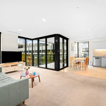 Urban Harbourside Living 2B2B1C @ Docklands Bright
