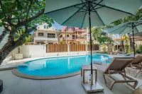 Westkey Patong Hotel - พร้อมระเบียง