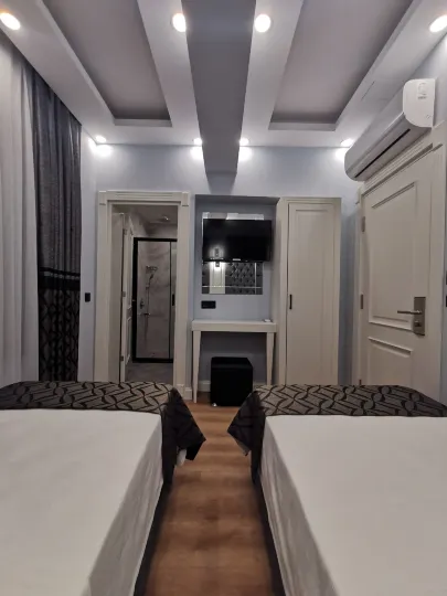 Luxx Garden Hotel
