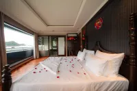 Sunshine Golden Cruise - Cruises