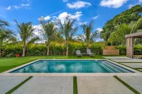 Beautiful 4BR Miami Villa with Heated Pool & Private Game Yard - Biệt thự