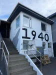 Whale House - 停車場