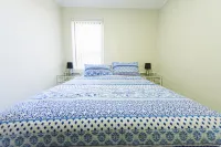 Unit Close to Airport, Hospital, Shops & Transport