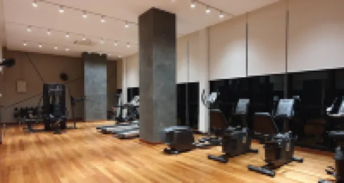 Karaoke Cozy Landed Home • Sutera & Paradigm@10pax