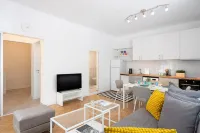 Starflat | Gorgeous central apartment next to NDK