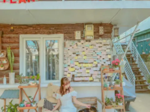 Aurora Homestay Hotels near Dalat City Flower Garden