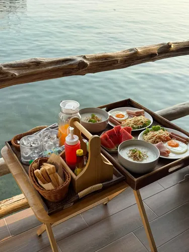 รูปภาพของเดอ โอเชี่ยน แลนด์ เกาะล้าน