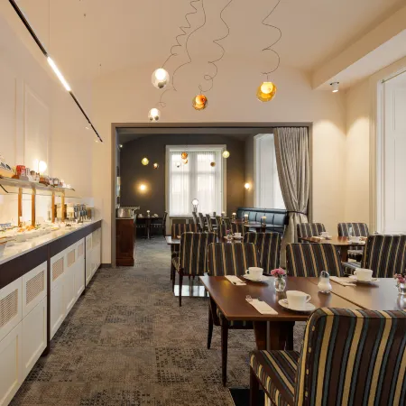HiLight Suites Hotel