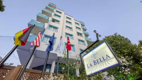 La Bella Suit Otel - 駐車場