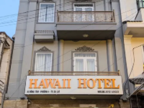 Hawaii Hotel Dalat ダラットのホテル