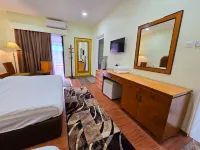 Grand Luxury Hotel Semporna Hotels in Semporna