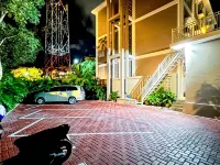 RedDoorz Plus @ Krishna Homestay Kupang Hotel di Kupang